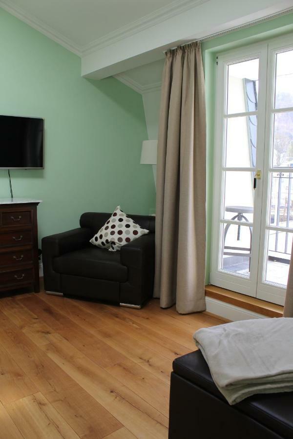 Logierhaus Stadt Lyon บัดเอมส์ ภายนอก รูปภาพ